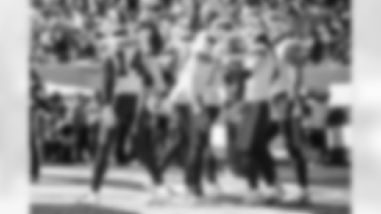 New York Jets vs Buffalo Bills, Regular Season, September 14, 2025 at Metlife Stadium.