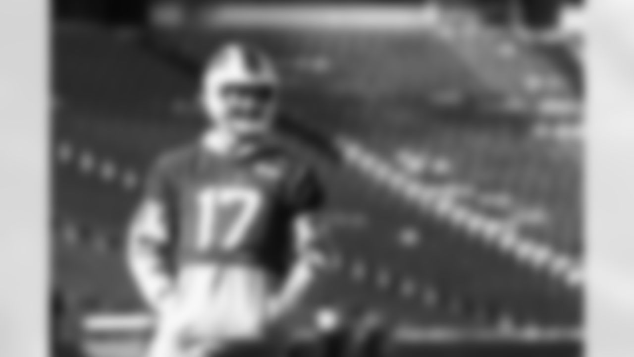 Josh Allen (17). Buffalo Bills Week 14 Practice, December 05, 2025 at Highmark Stadium.