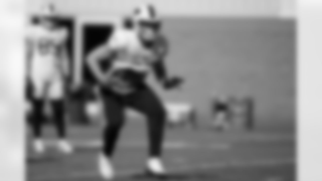 Dawson Knox (88). Buffalo Bills Week 6 Practice, October 09, 2025 at Buffalo Bills Training Center.
