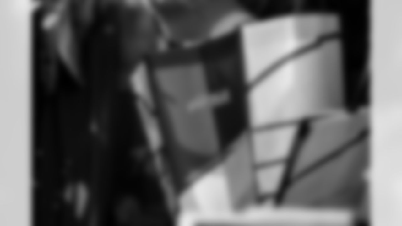 Free Mobile Food Markets, November 01, 2025 at #94 West Hertel Academy.