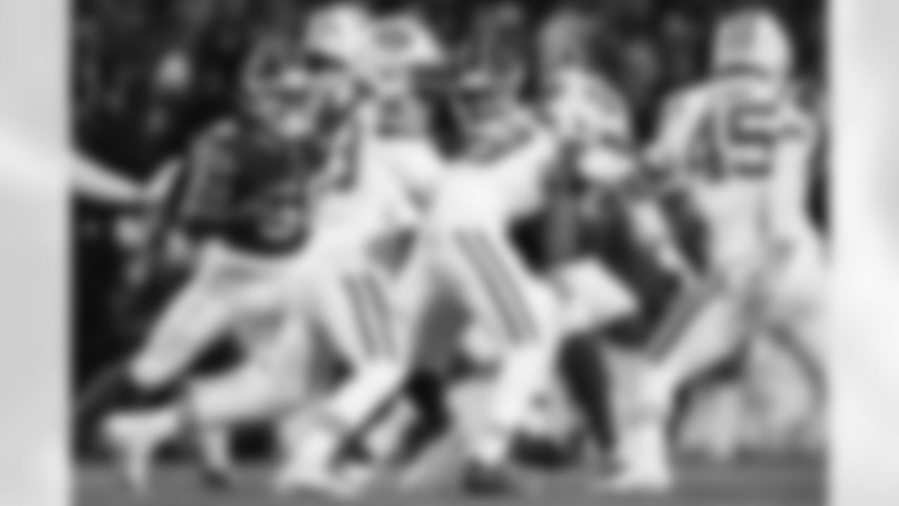 Buffalo Bills vs New York Jets, Regular Season, January 04, 2026 at Highmark Stadium.