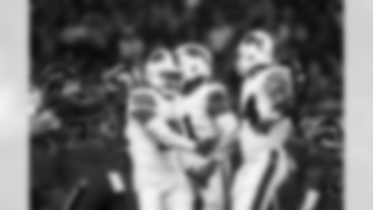 Houston Texans vs Buffalo Bills, Regular Season, November 20, 2025 at NRG Stadium.