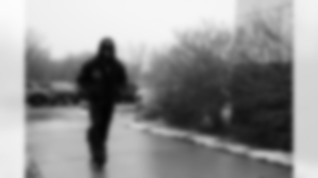 Buffalo Bills vs Philadelphia Eagles, Regular Season, December 28, 2025 at Highmark Stadium.