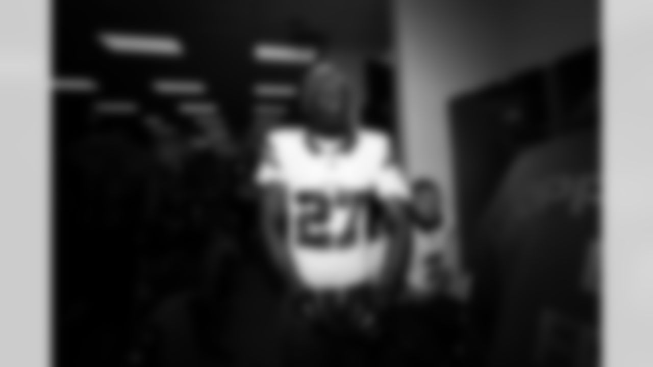 Cleveland Browns vs Buffalo Bills, Regular Season, December 21, 2025 at Huntington Bank Field.