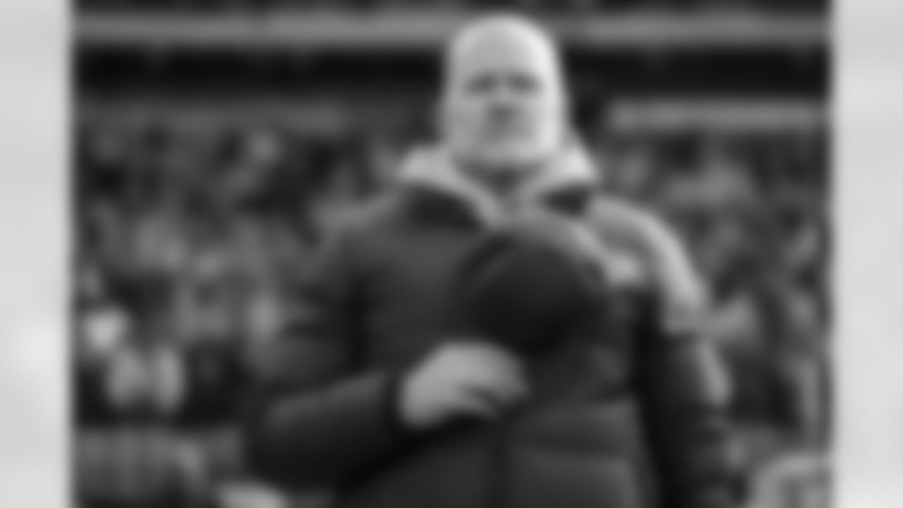 Cleveland Browns vs Buffalo Bills, Regular Season, December 21, 2025 at Huntington Bank Field.