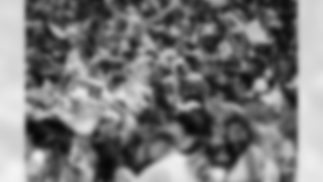 Buffalo Bills vs New England Patriots, Regular Season, October 05, 2025 at Highmark Stadium.