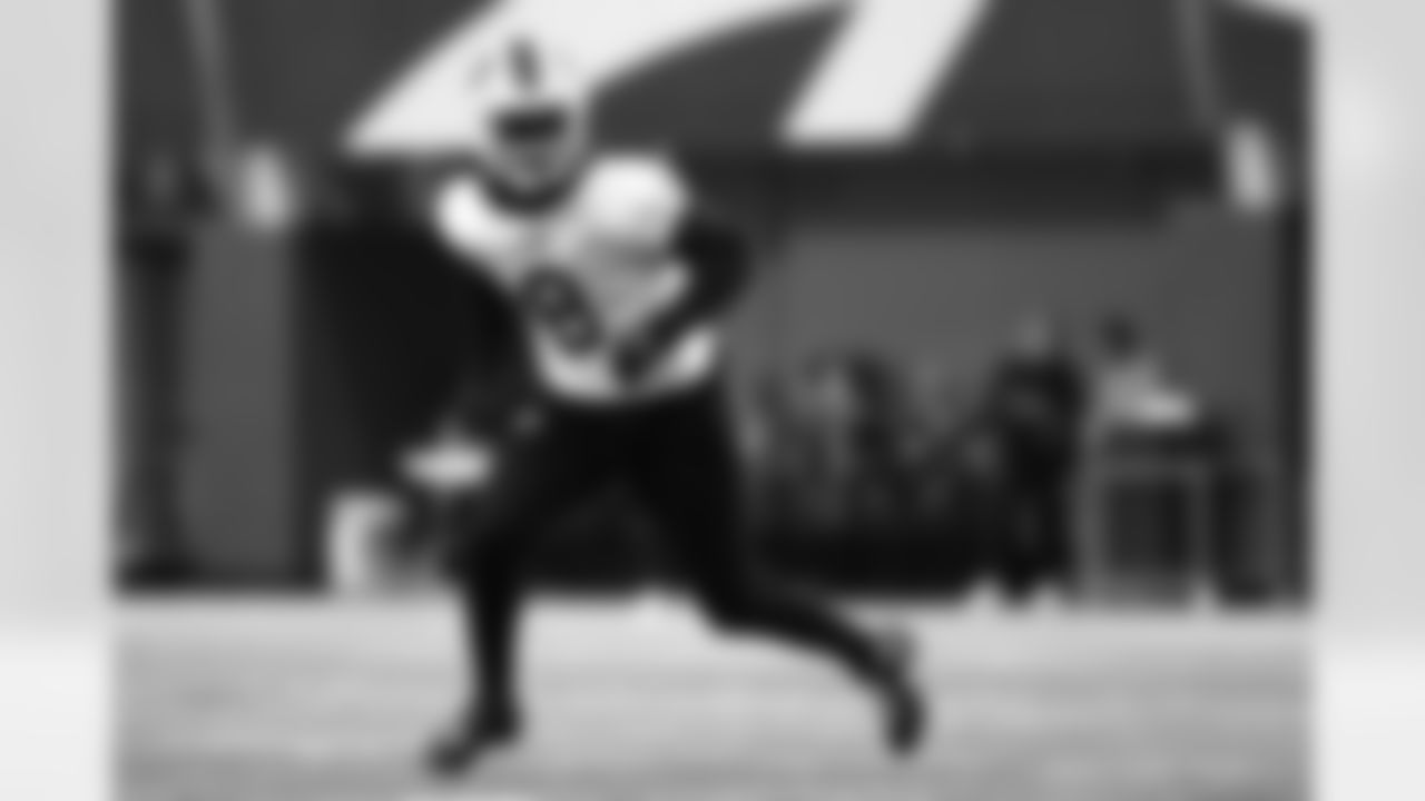 Terrel Bernard (8). Buffalo Bills Week 9 Practice, October 30, 2025 at the Buffalo Bills Training Center.