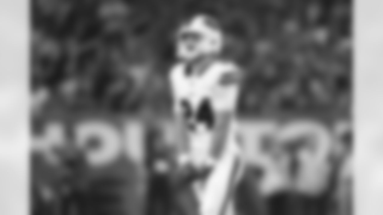 Houston Texans vs Buffalo Bills, Regular Season, November 20, 2025 at NRG Stadium.