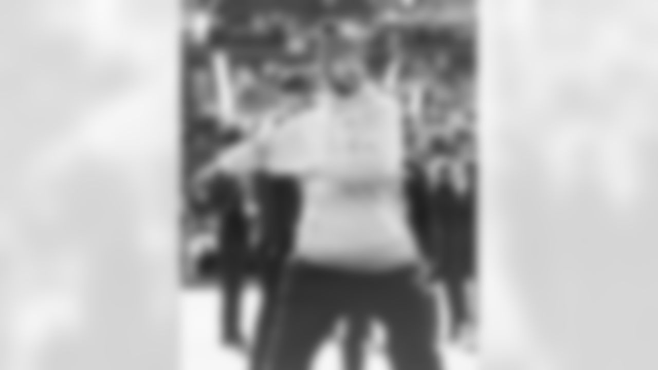 Buffalo Bills vs Denver Broncos, Divisional Game, January 17, 2026 at Empower Field at Mile High.