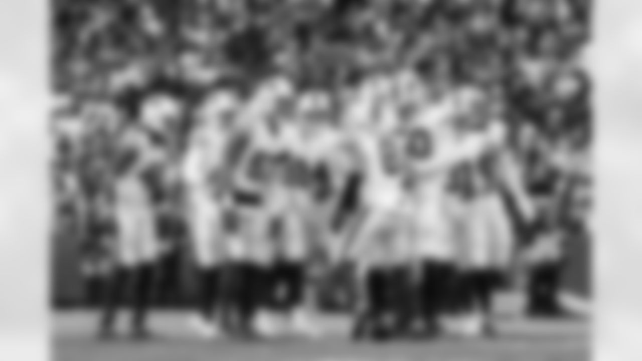 Buffalo Bills vs Tampa Bay Buccaneers, Regular Season, November 16, 2025 at Highmark Stadium.