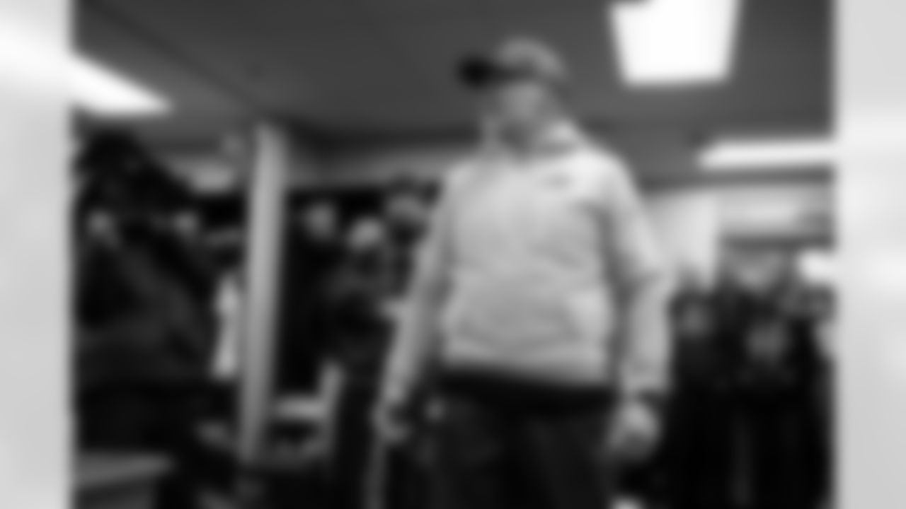 New England Patriots vs Buffalo Bills, Regular Season, December 14, 2025 at Gillette Stadium.