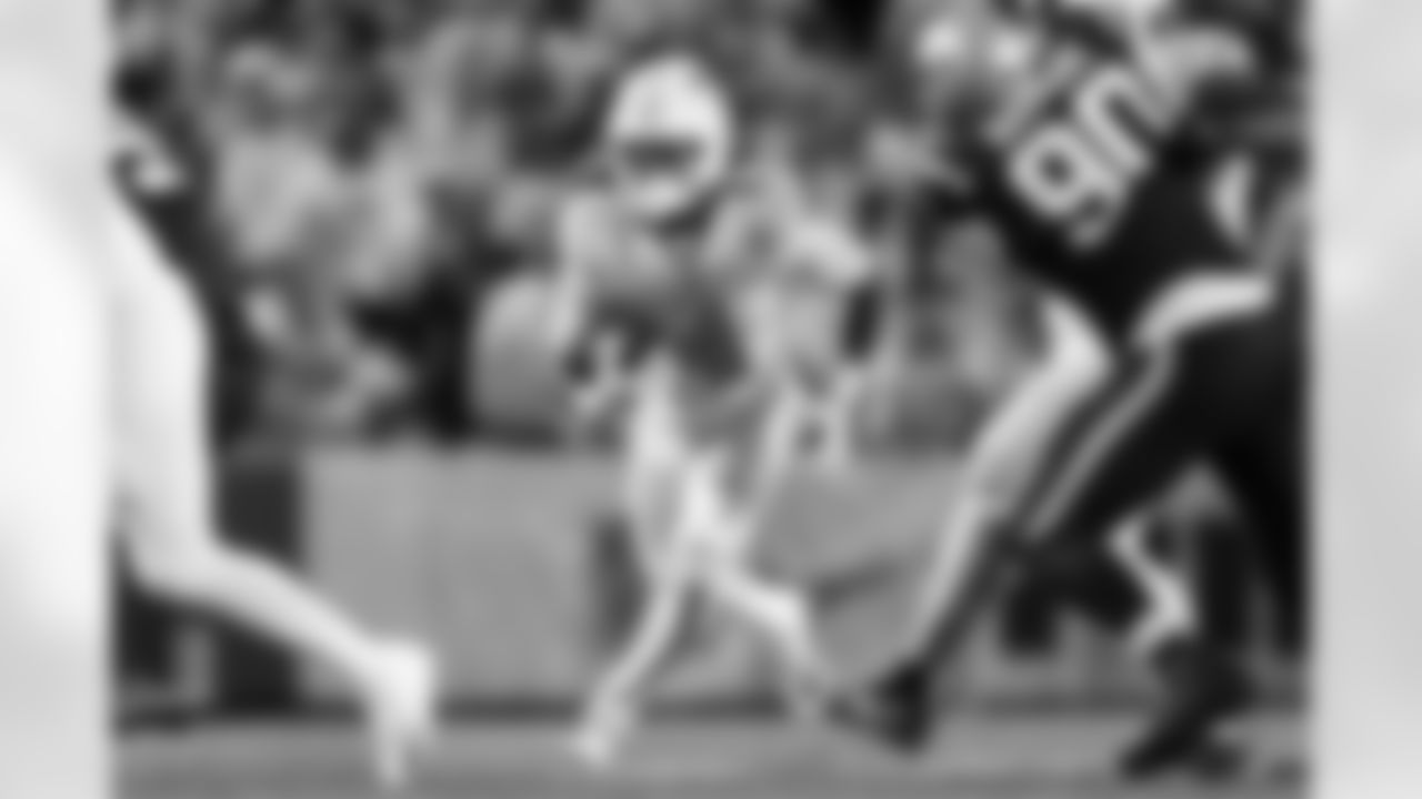 Buffalo Bills vs New England Patriots, Regular Season, October 05, 2025 at Highmark Stadium.