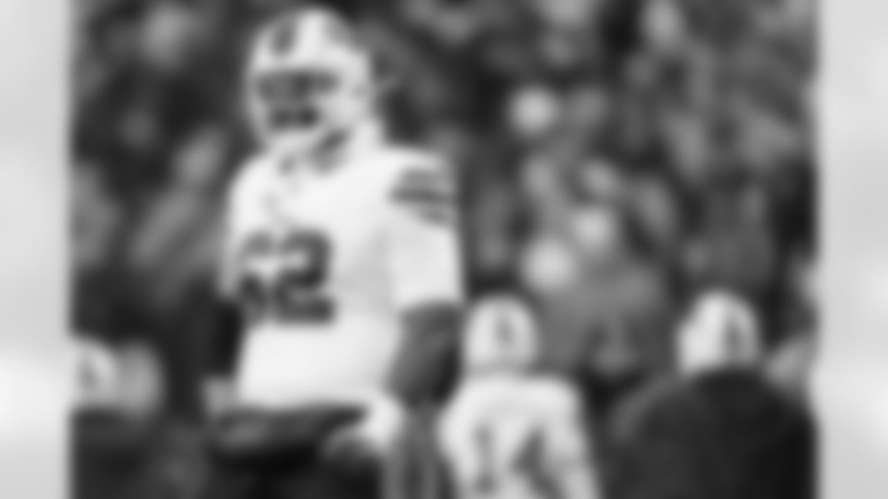 New England Patriots vs Buffalo Bills, Regular Season, December 14, 2025 at Gillette Stadium.