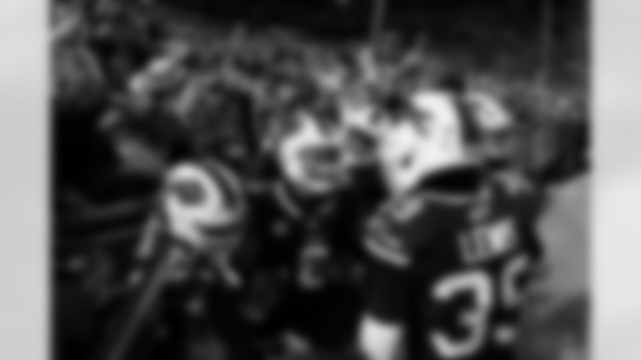 Buffalo Bills vs Miami Dolphins, Regular Season, September 18, 2025 at Highmark Stadium.