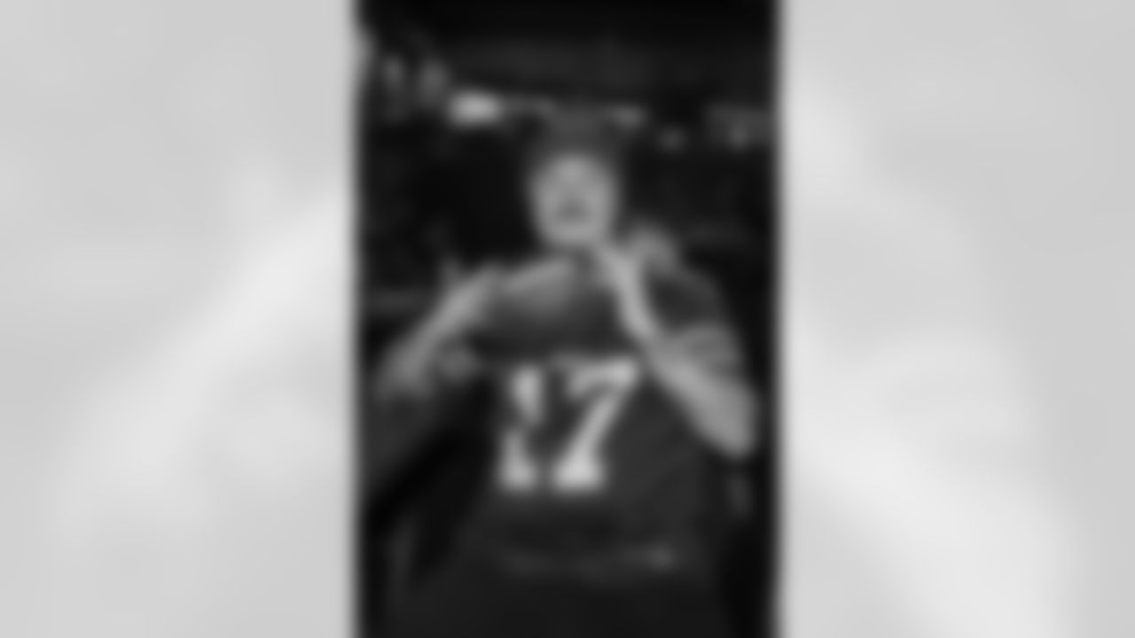 Buffalo Bills vs New England Patriots Watch Party, December 14, 2025 at Real Sports Bar & Grill.