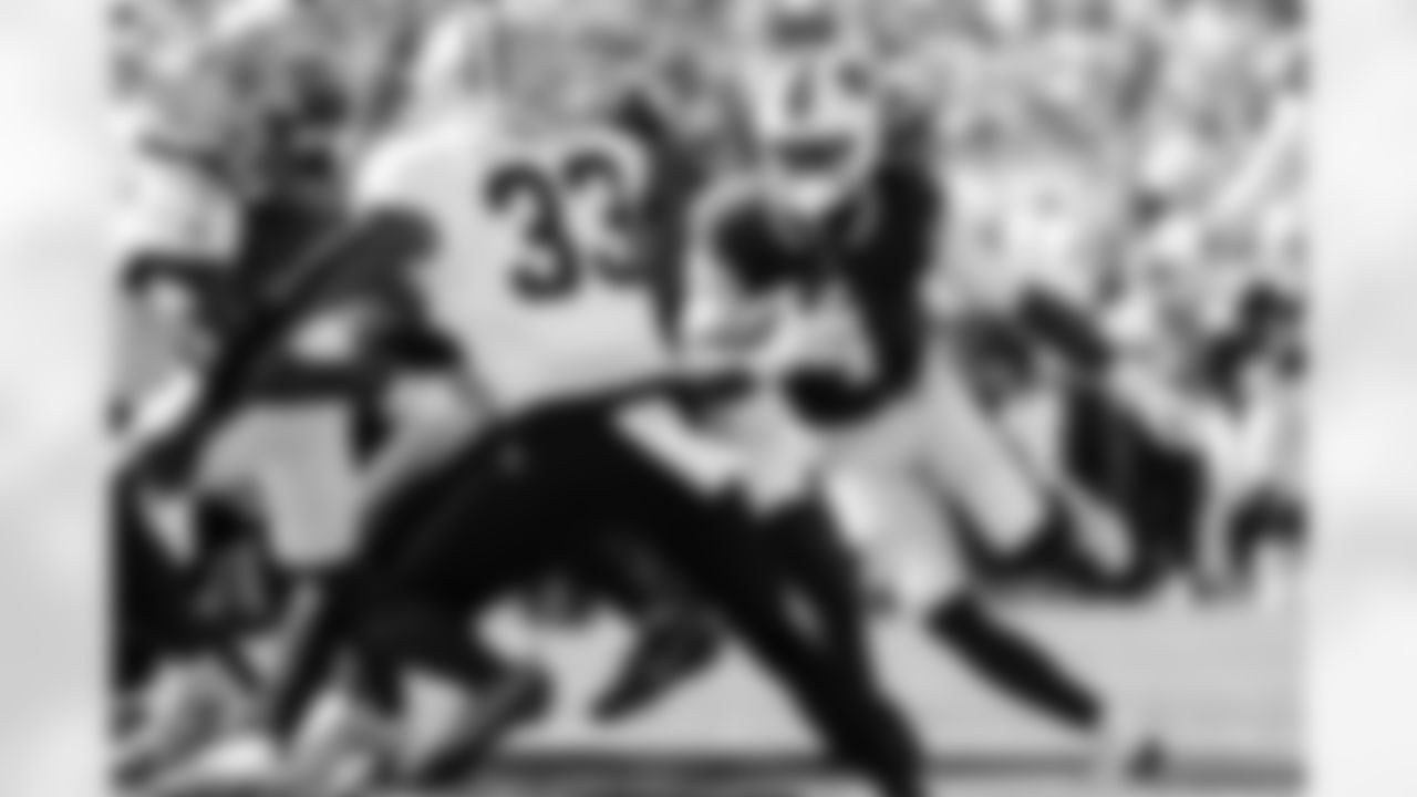 Buffalo Bills vs New Orleans Saints, Regular Season, September 28, 2025 at Highmark Stadium.