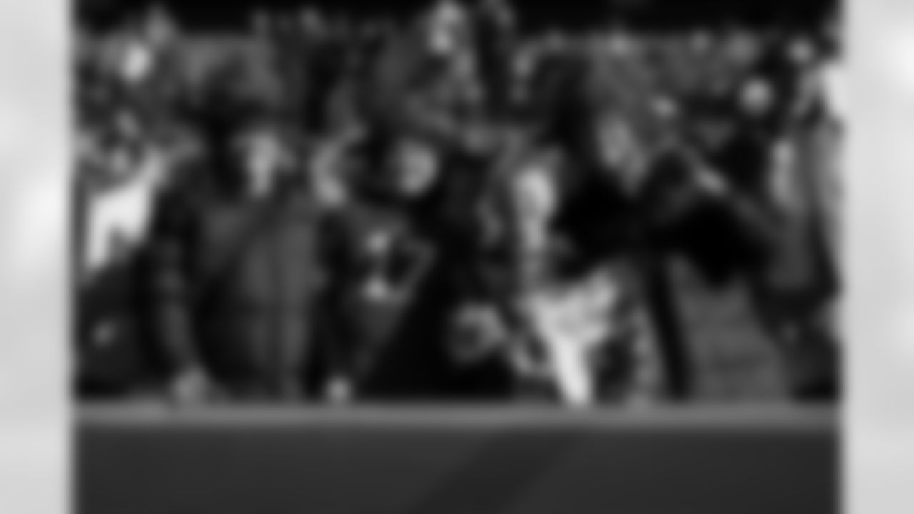 Buffalo Bills vs Denver Broncos, Divisional Game, January 17, 2026 at Empower Field at Mile High.