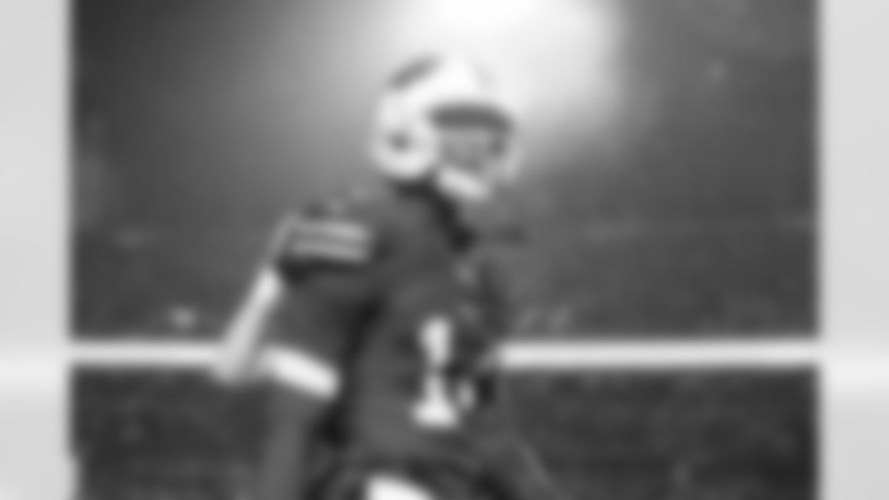 Buffalo Bills vs Philadelphia Eagles, Regular Season, December 28, 2025 at Highmark Stadium.