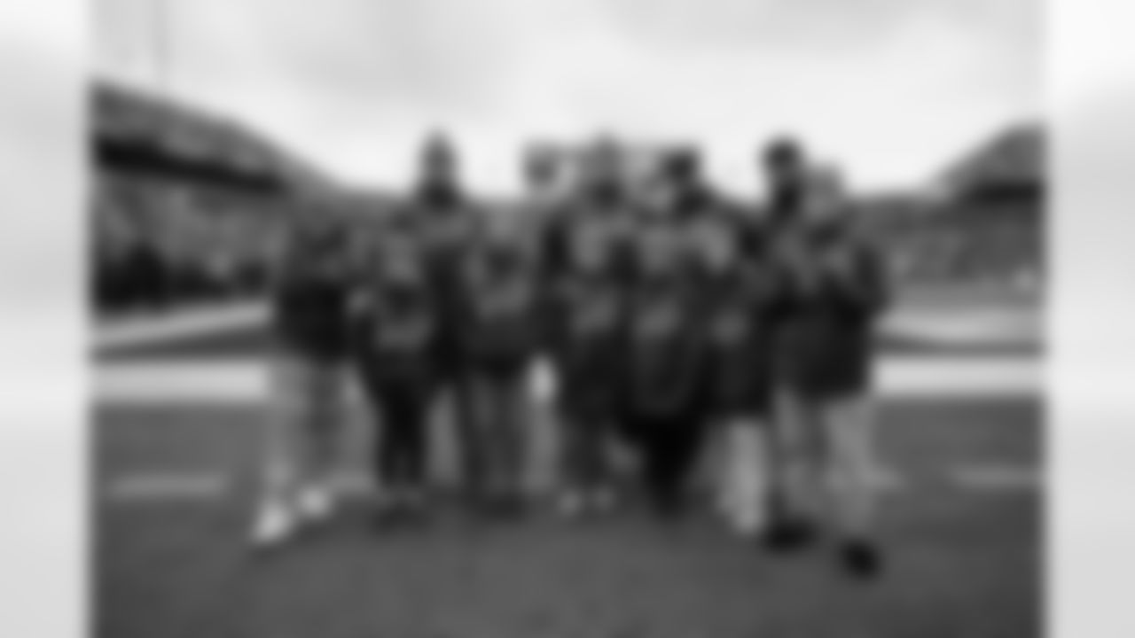 Buffalo Bills vs Tampa Bay Buccaneers, Regular Season, November 16, 2025 at Highmark Stadium.