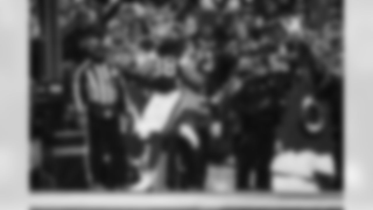 Buffalo Bills vs New York Jets, Regular Season, January 04, 2026 at Highmark Stadium.