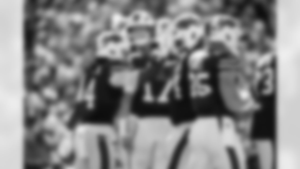 Buffalo Bills vs New Orleans Saints, Regular Season, September 28, 2025 at Highmark Stadium.