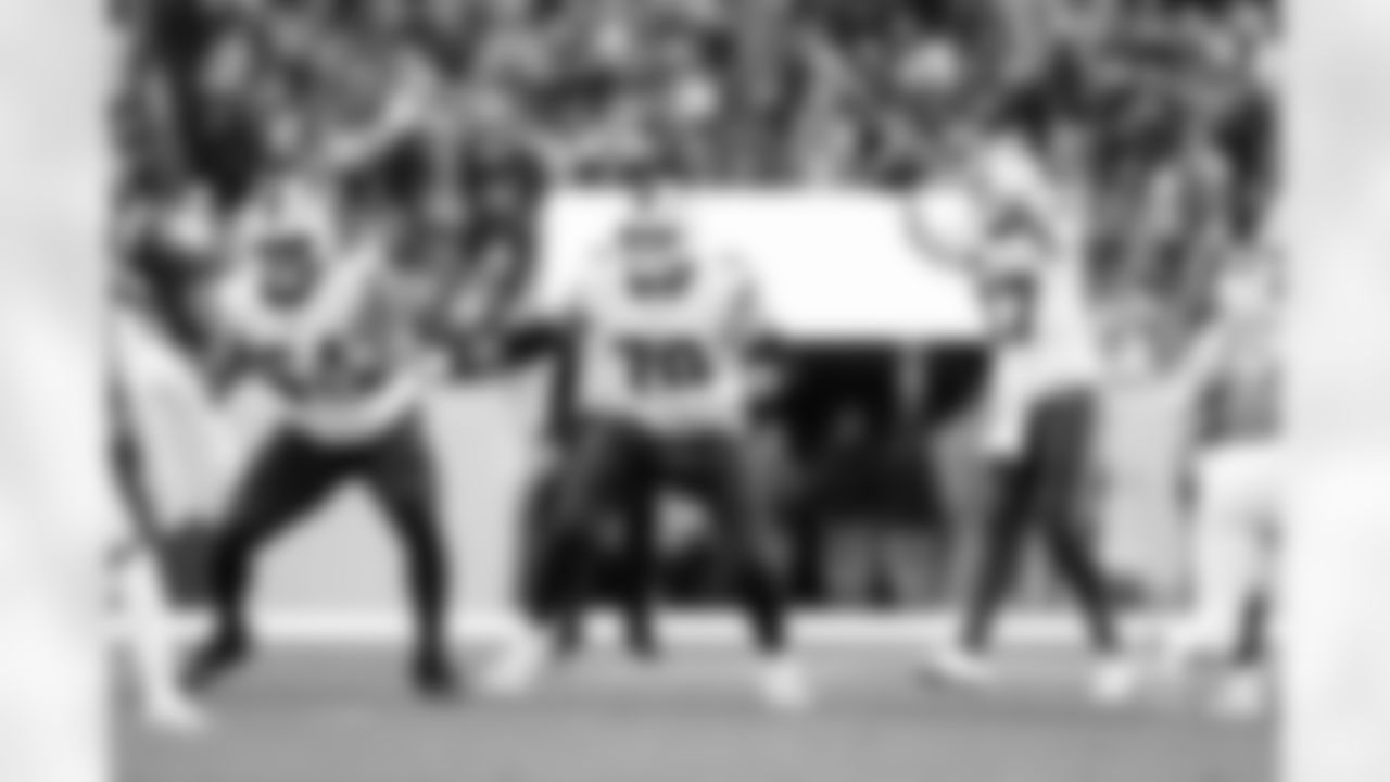 Buffalo Bills vs Denver Broncos, Divisional Game, January 17, 2026 at Empower Field at Mile High.