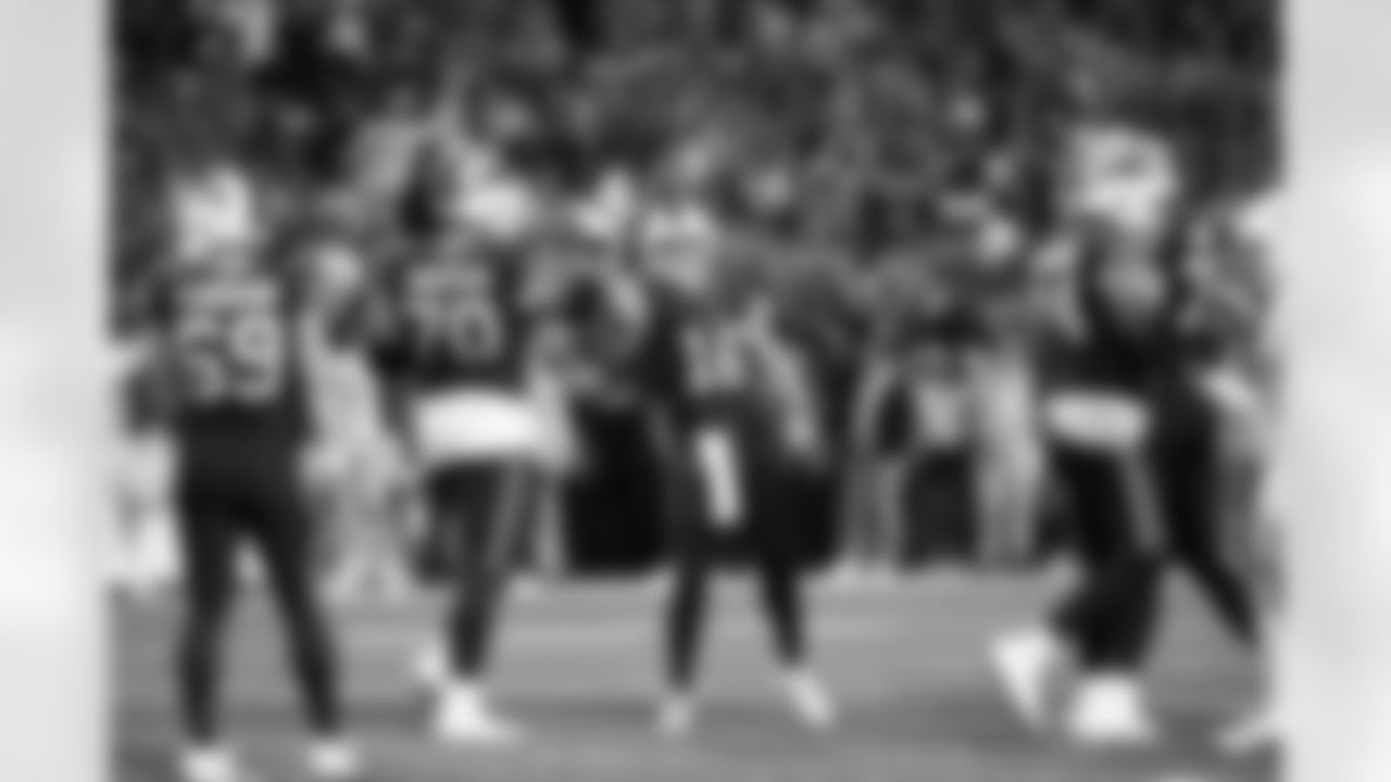 Buffalo Bills vs Miami Dolphins, Regular Season, September 18, 2025 at Highmark Stadium.