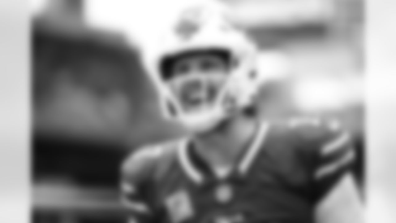 Miami Dolphins vs Buffalo Bills, Regular Season, November 09, 2025 at Hard Rock Stadium.