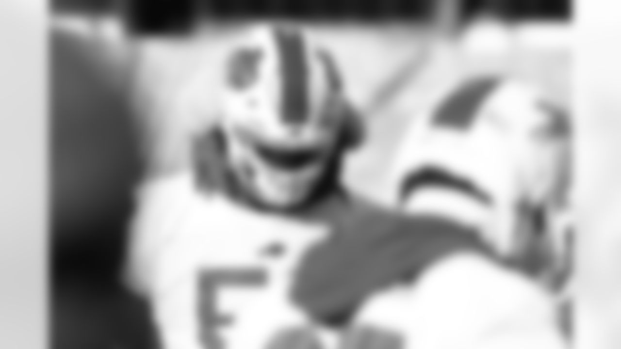 Jordan Phillips (52). Buffalo Bills Week 14 Practice, December 05, 2025 at Highmark Stadium.