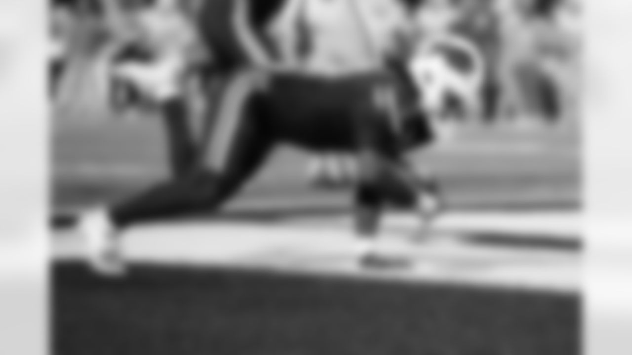 Buffalo Bills vs Miami Dolphins, Regular Season, September 18, 2025 at Highmark Stadium.