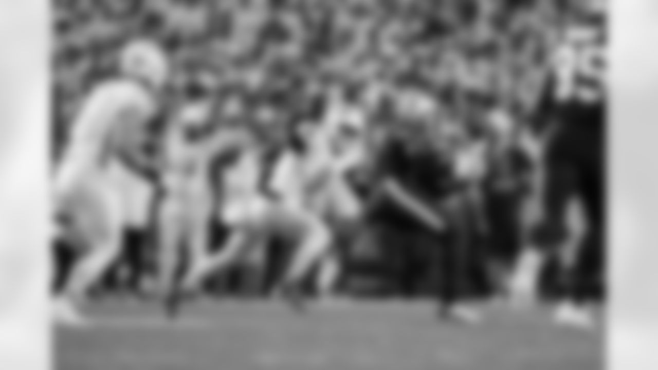 Buffalo Bills vs New England Patriots, Regular Season, October 05, 2025 at Highmark Stadium.