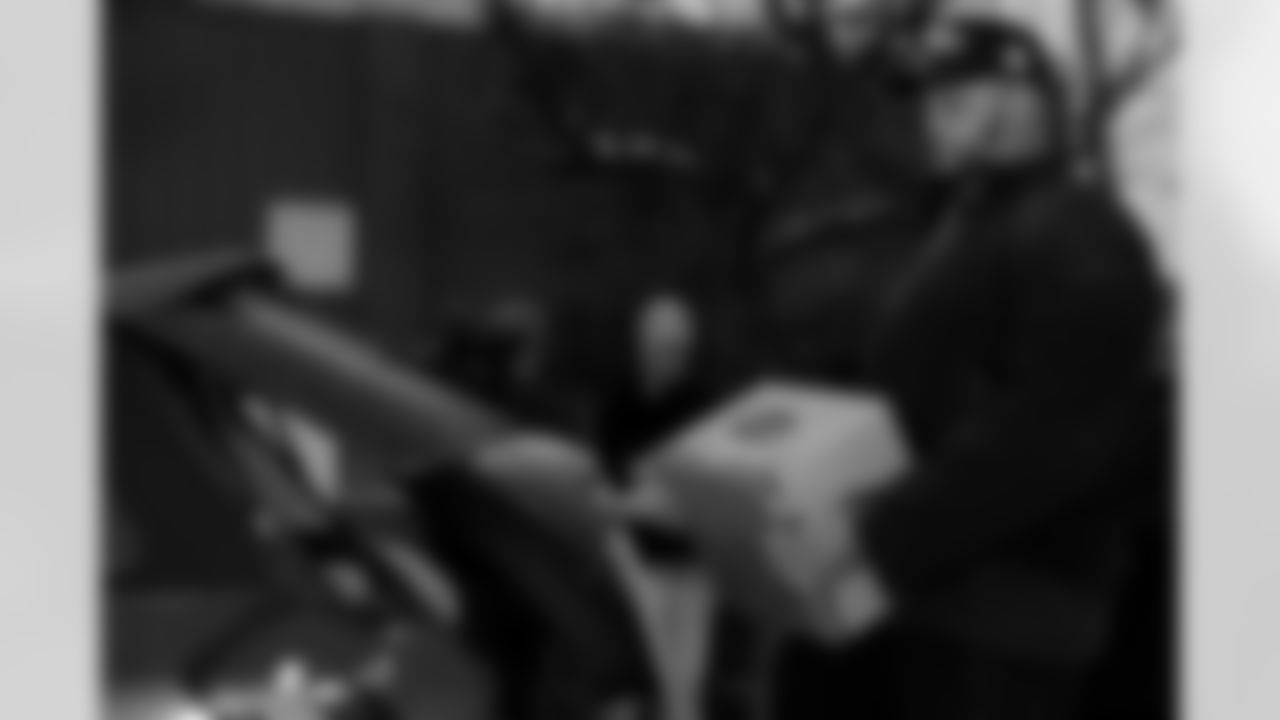 Dion's Dreamers Food Giveaway, December 09, 2025 at the Salvation Army.