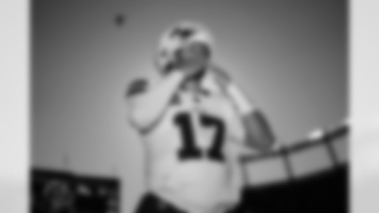 Buffalo Bills vs Denver Broncos, Divisional Game, January 17, 2026 at Empower Field at Mile High.