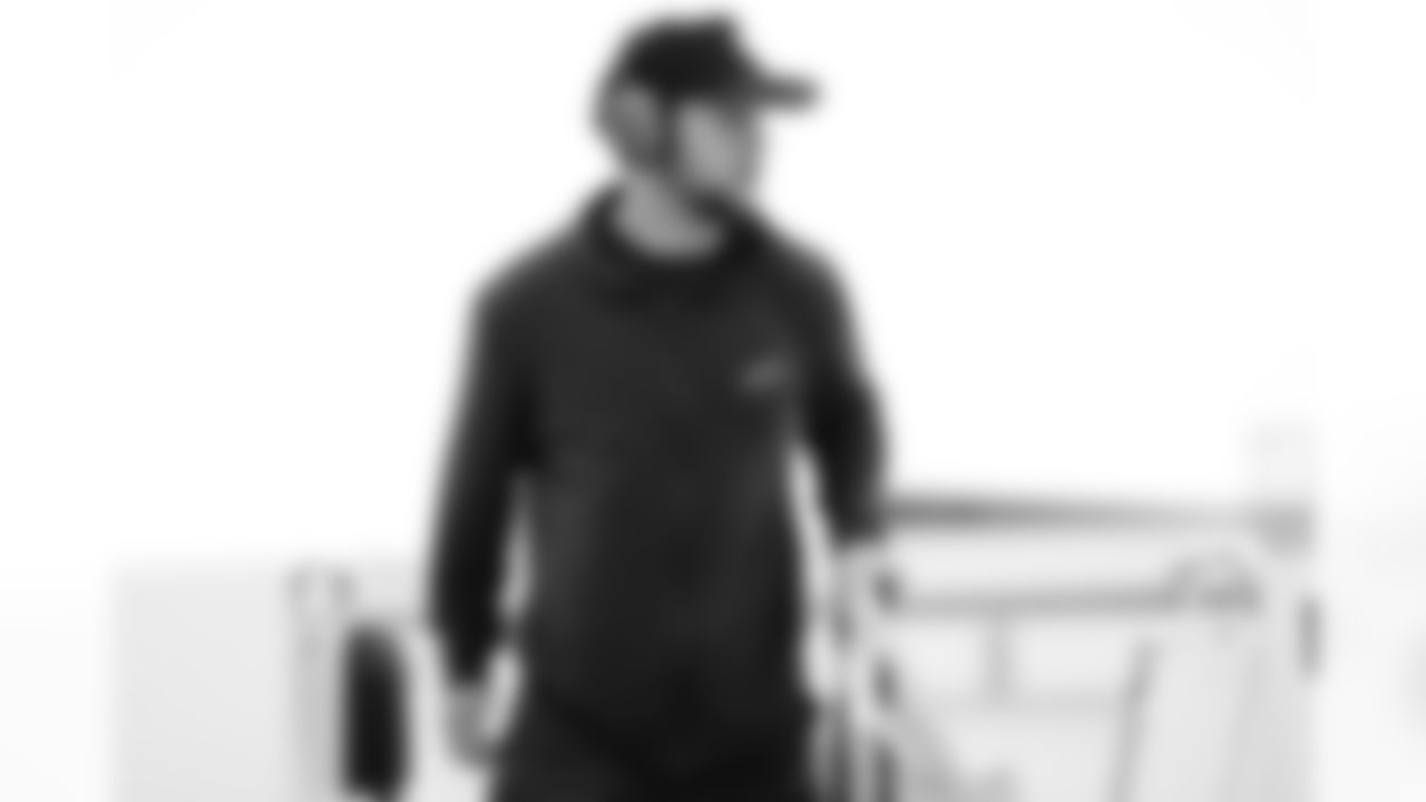 Terrel Bernard (8). Buffalo Bills travel to Cleveland, December 20, 2025 at Buffalo Niagara International Airport.