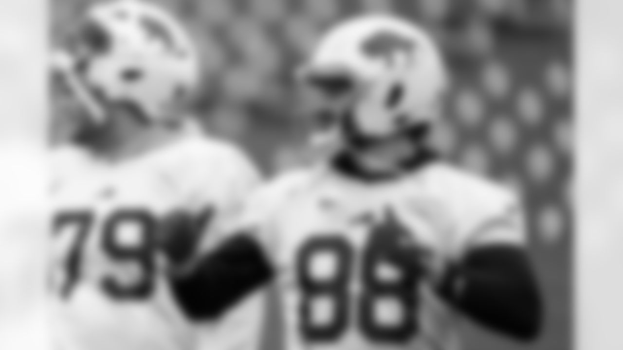 Dawson Knox (88). Buffalo Bills Week 11 Practice, November 14, 2025 at Highmark Stadium.