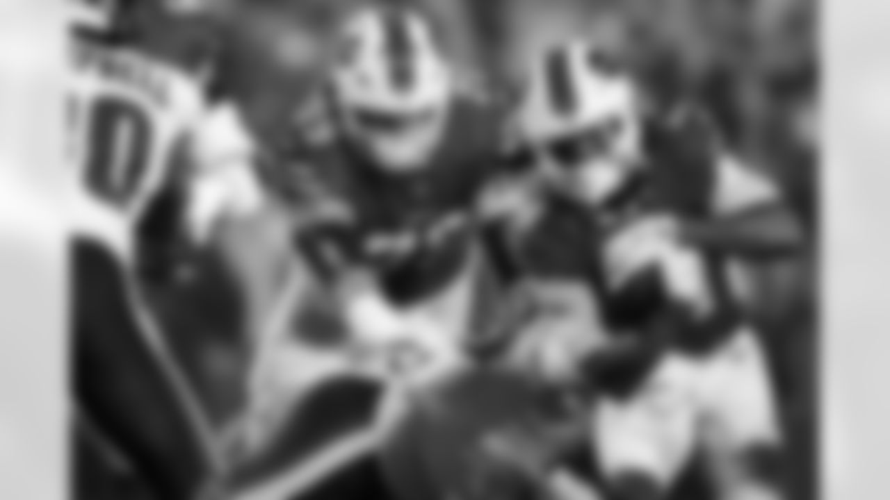 Buffalo Bills vs Philadelphia Eagles, Regular Season, December 28, 2025 at Highmark Stadium.