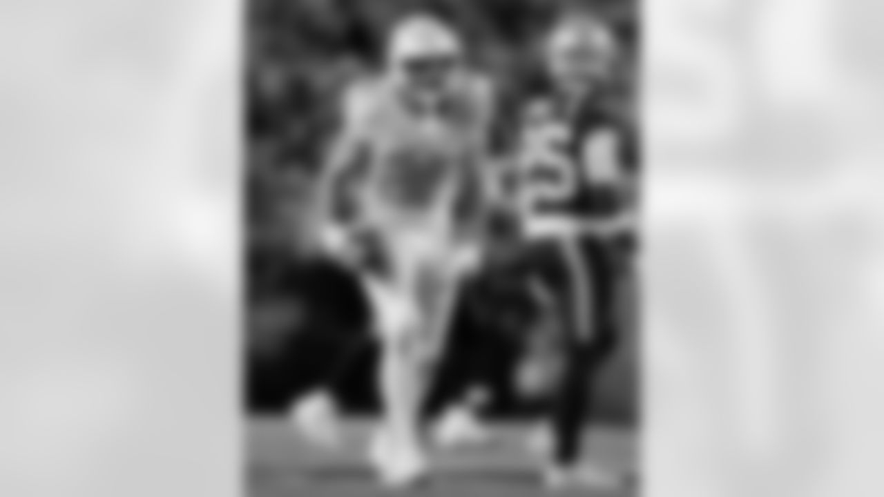 Buffalo Bills vs New England Patriots, Regular Season, October 05, 2025 at Highmark Stadium.