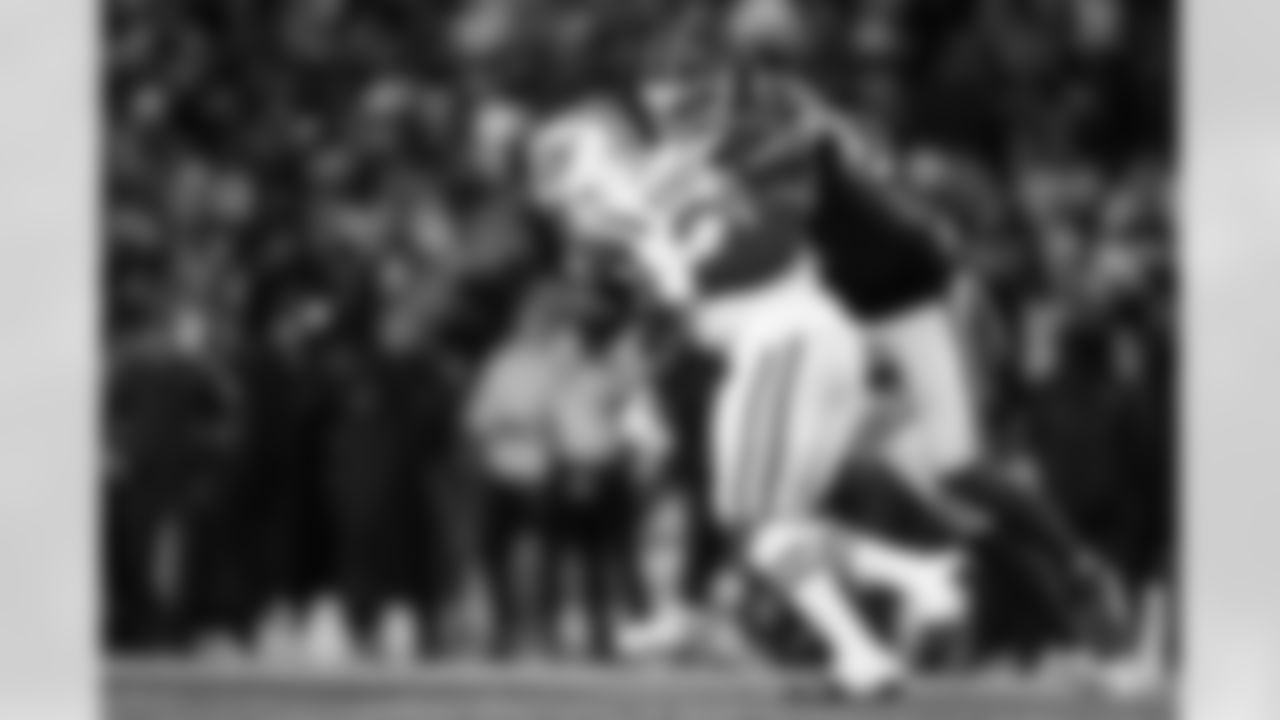 Buffalo Bills vs New York Jets, Regular Season, January 04, 2026 at Highmark Stadium.