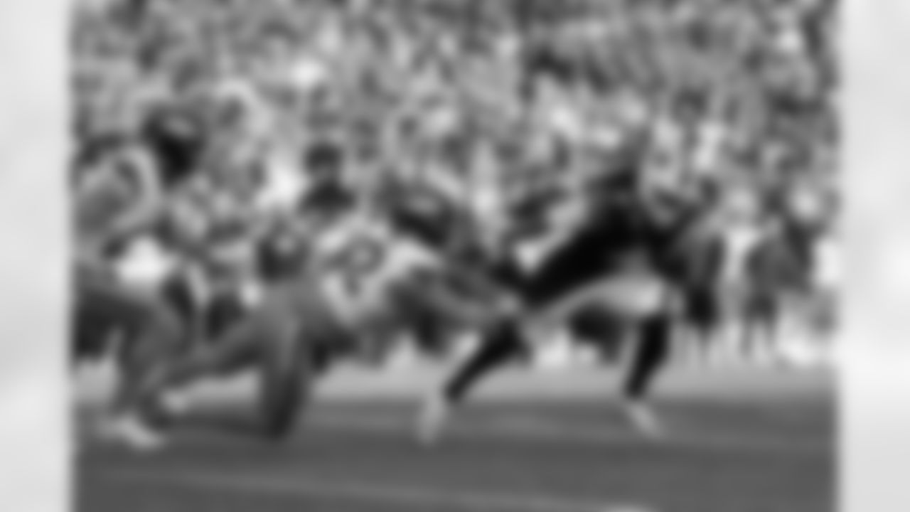 Buffalo Bills vs Denver Broncos, Wild Card Weekend, January 12, 2025 at Highmark Stadium.