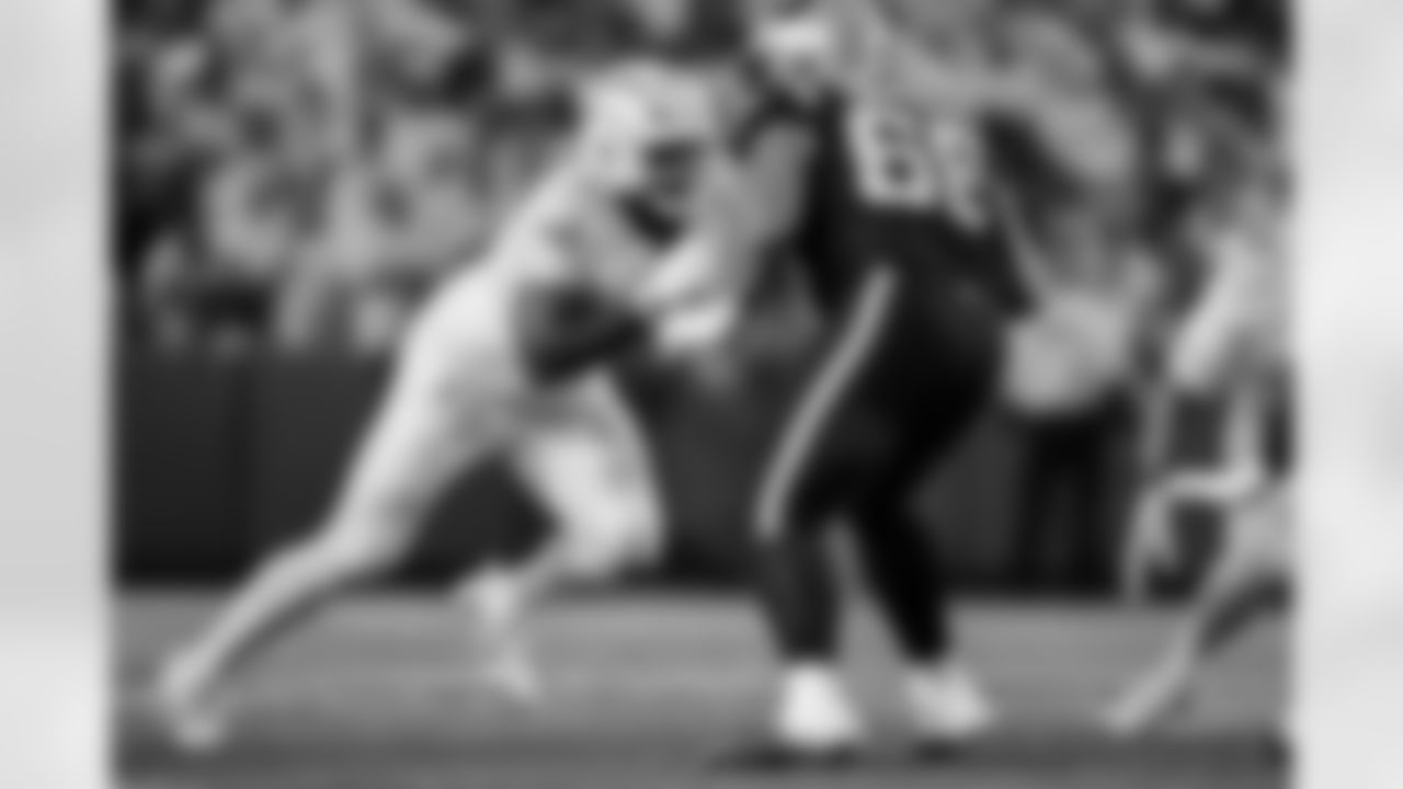 Buffalo Bills vs New England Patriots, Regular Season, October 05, 2025 at Highmark Stadium.