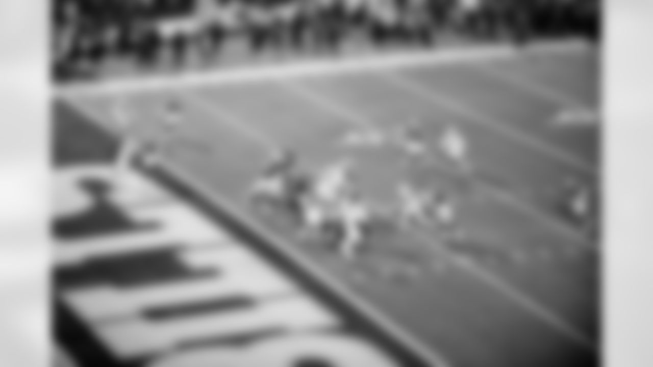 Buffalo Bills vs New York Jets, Regular Season, January 04, 2026 at Highmark Stadium.