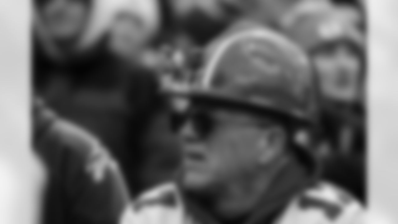 Buffalo Bills vs Tampa Bay Buccaneers, Regular Season, November 16, 2025 at Highmark Stadium.