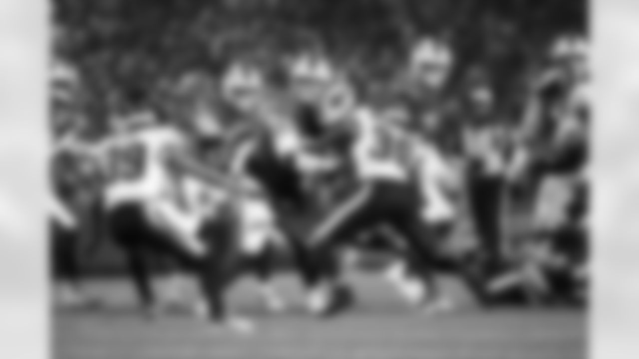 Buffalo Bills vs Philadelphia Eagles, Regular Season, December 28, 2025 at Highmark Stadium.