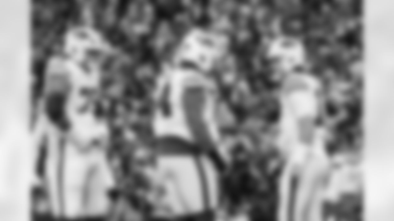 Buffalo Bills vs Tampa Bay Buccaneers, Regular Season, November 16, 2025 at Highmark Stadium.