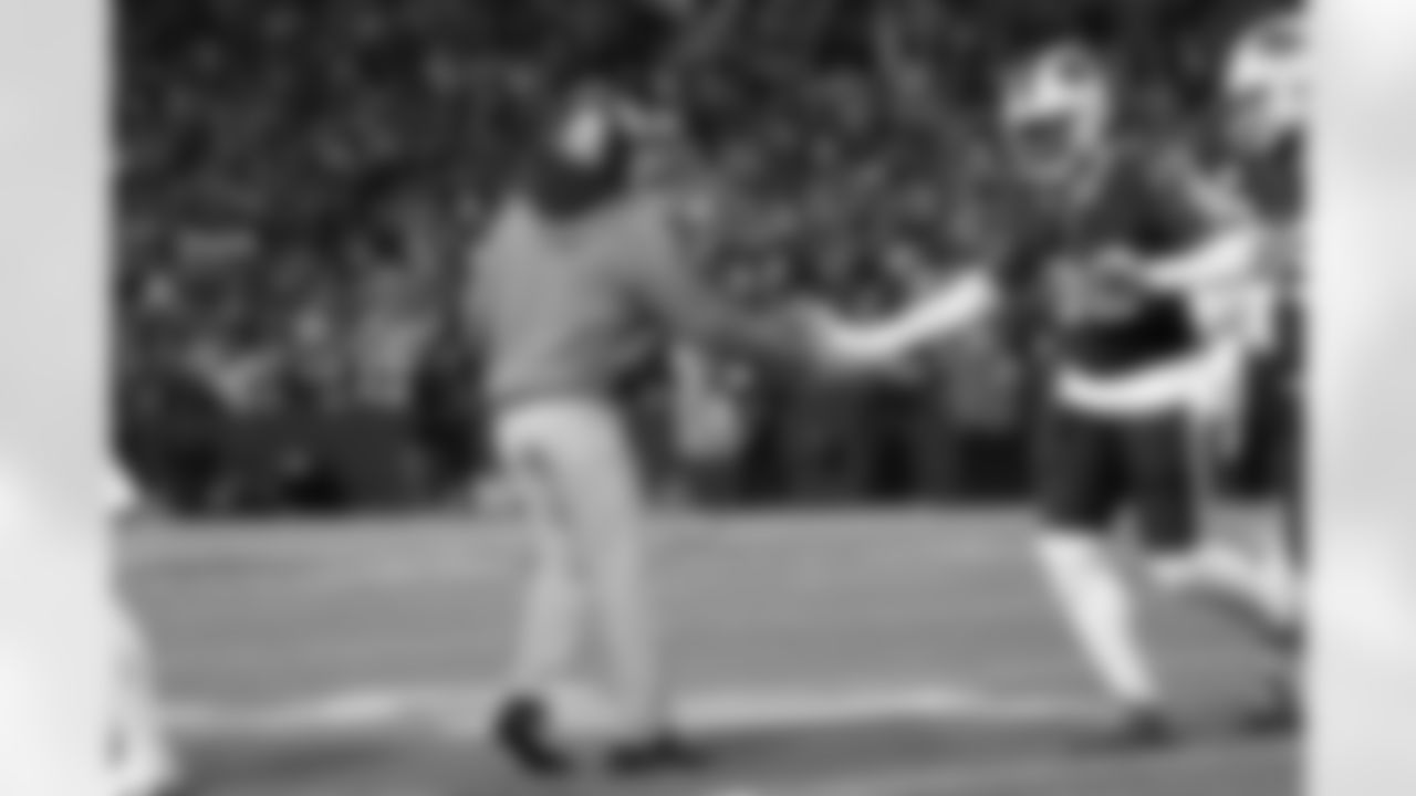 Buffalo Bills vs Denver Broncos, Regular Season, November 13, 2023 at Highmark Stadium.