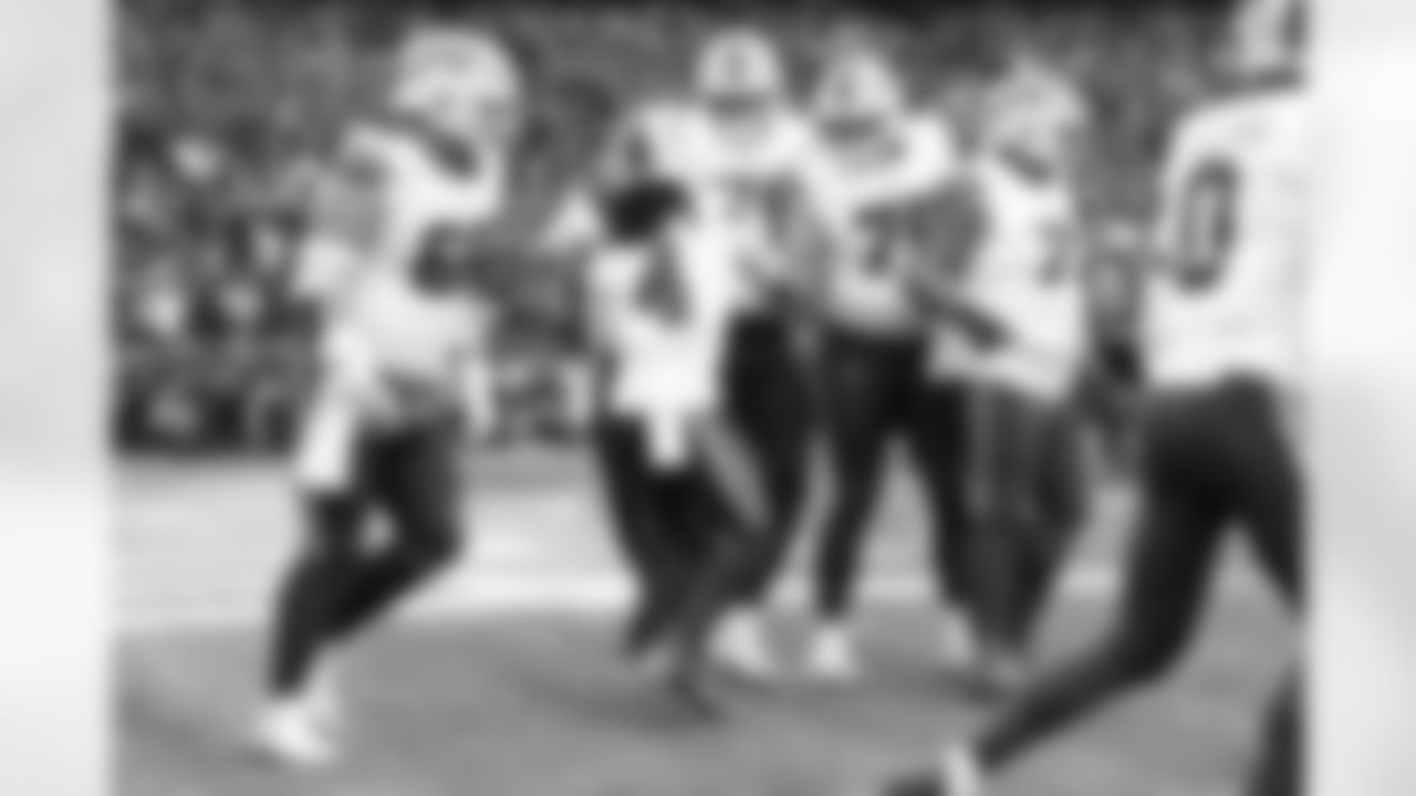 New England Patriots vs Buffalo Bills, Regular Season, December 14, 2025 at Gillette Stadium.