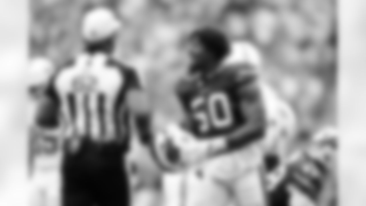 Miami Dolphins vs Buffalo Bills, Regular Season, November 09, 2025 at Hard Rock Stadium.