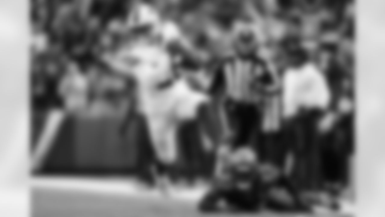 Buffalo Bills vs Tampa Bay Buccaneers, Regular Season, November 16, 2025 at Highmark Stadium.