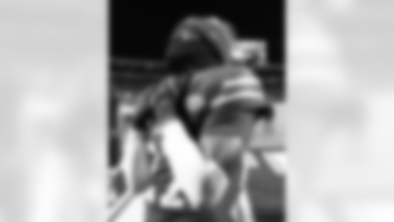 Buffalo Bills vs New York Jets, Regular Season, January 04, 2026 at Highmark Stadium.