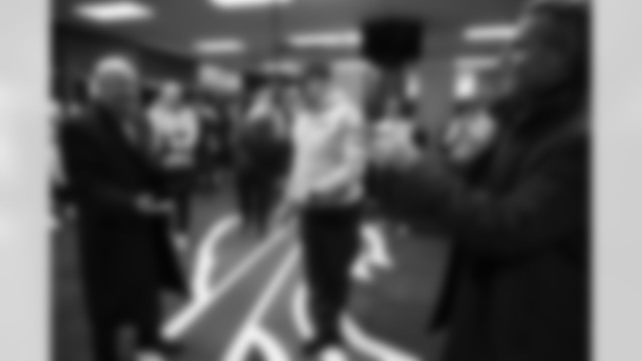 Buffalo Bills vs Tampa Bay Buccaneers, Regular Season, November 16, 2025 at Highmark Stadium.